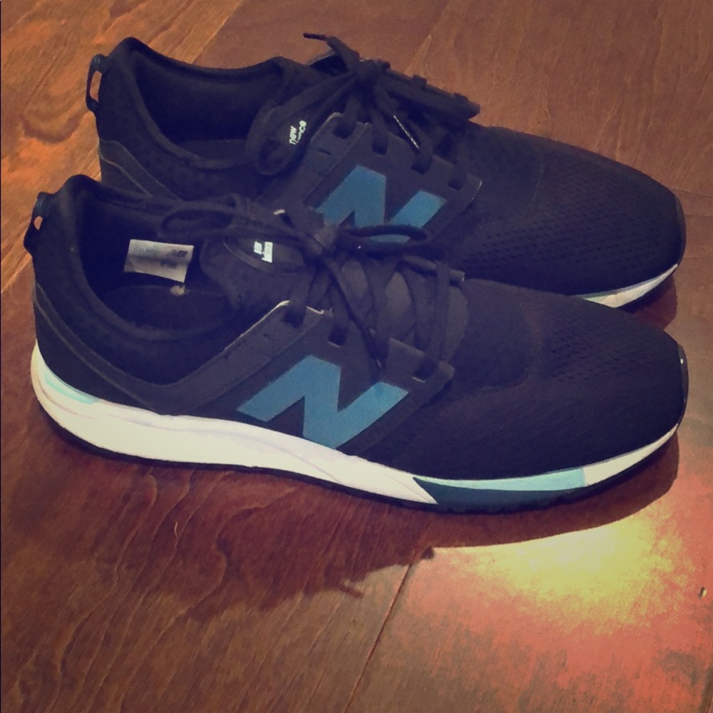 New Balance 247 Sport - Size 9.5 Men’s